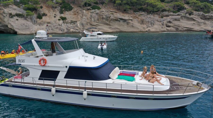 private yacht in antalya